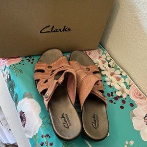 Clarks slip on size 10